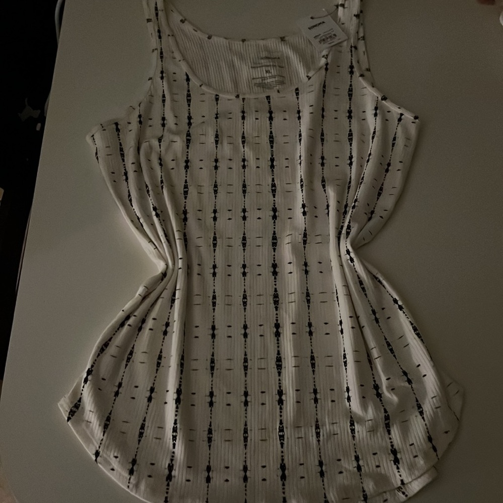Sonoma White Tank NWT